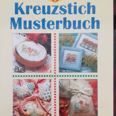 True Vintage Antik Nostalgie die schönsten Kreuzstich-Motive Monogramme Märchenmotiven