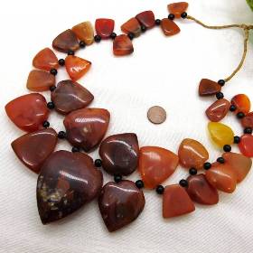 imposanter Karneol Strang / Halskette aus Afrika - Herzen, Trapeze