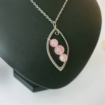 Drahtschmuck Anhänger mit Perlen / Rosenquarz Anhänger aus Edelstahldraht/ Halskette mit Edelstein, Boho Kette