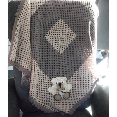 Babydecke *Bärenkind*90x90cm, 100% Merinowolle – Kuscheldecke, Krabbeldecke, Schmusedecke mit Teddy-Applikation, han