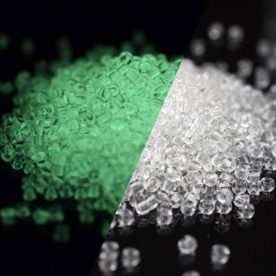 Toho Seed Beads 11/0 Glow In The Dark - Crystal/Bright Green