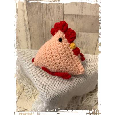 Huhn/Henne in liebevoller Handarbeit hergestellt mit vielen Details - ca. 15 cm hoch - gehäkelt!
