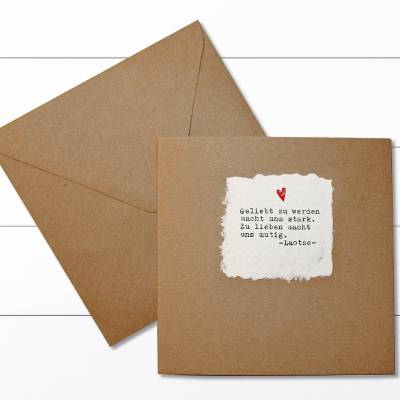 Grußkarte mit Umschlag - Kraftpapier + Einlegeblatt, handgeschöpftes kleines Papier mit Schreibmaschinentext "Laotse
