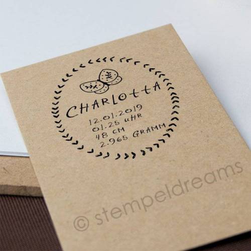 Stempel zur Geburt 6 cm x 4 cm - mit Namen, Datum, Größe und Gewicht - personalisiert mit deinen Daten - Geburtsstempel - Charlotta - 302