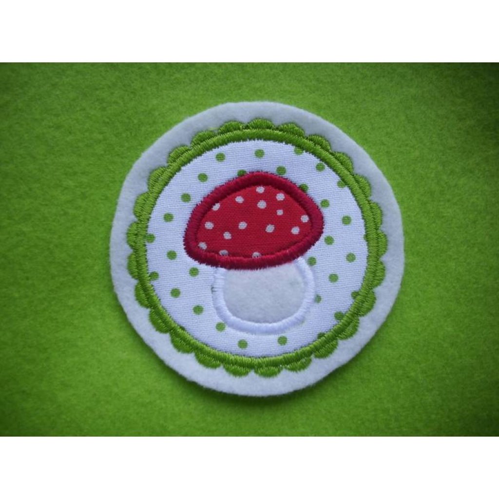 Applikation / Aufnäher rund mit appliziertem Pilz Bild 1