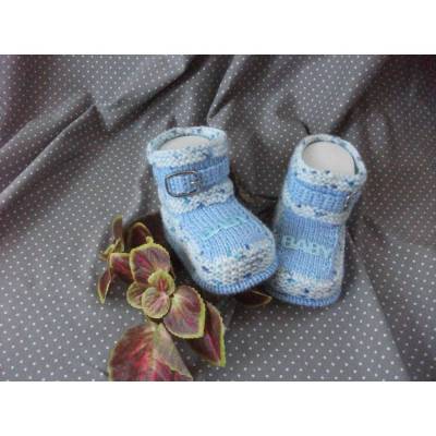 Handgestrickte Babyschuhe  *Goliath* – Individuelle Babyschühchen & Babysocken mit Applikation
