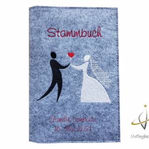 Stammbuch Stammbuchhülle Hochzeitskuss Einband Umschlag für Stammbuch Namensbestickung Familienbuch
