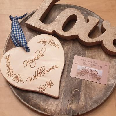 Personalisiertes Holzherz, Herz, Zuhause, Spruch, Geschenk, zum aufhängen, Herzlich Willkommen, Home, Einzug, 