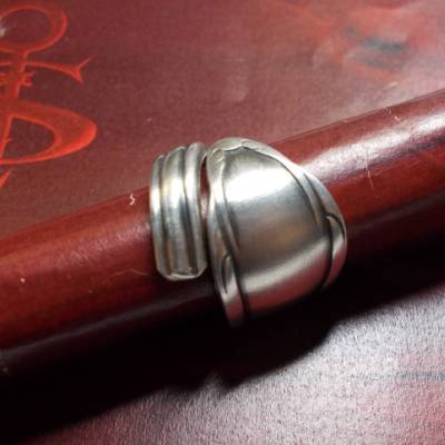 Besteckschmuck Ring ♥ Chippendale Ring aus einem Löffel Stielende Größe 54