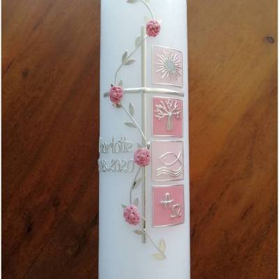 Taufkerze Kreuz Ranke rosa Mädchen Taufe Handarbeit keine Folie handgearbeite Wachsverzierungen und Beschriftungen