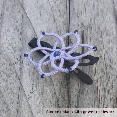verspielter Haarclip Dahlia aus Baumwolle mit Glas(wachs)perlen und kleinen Glasperlchen