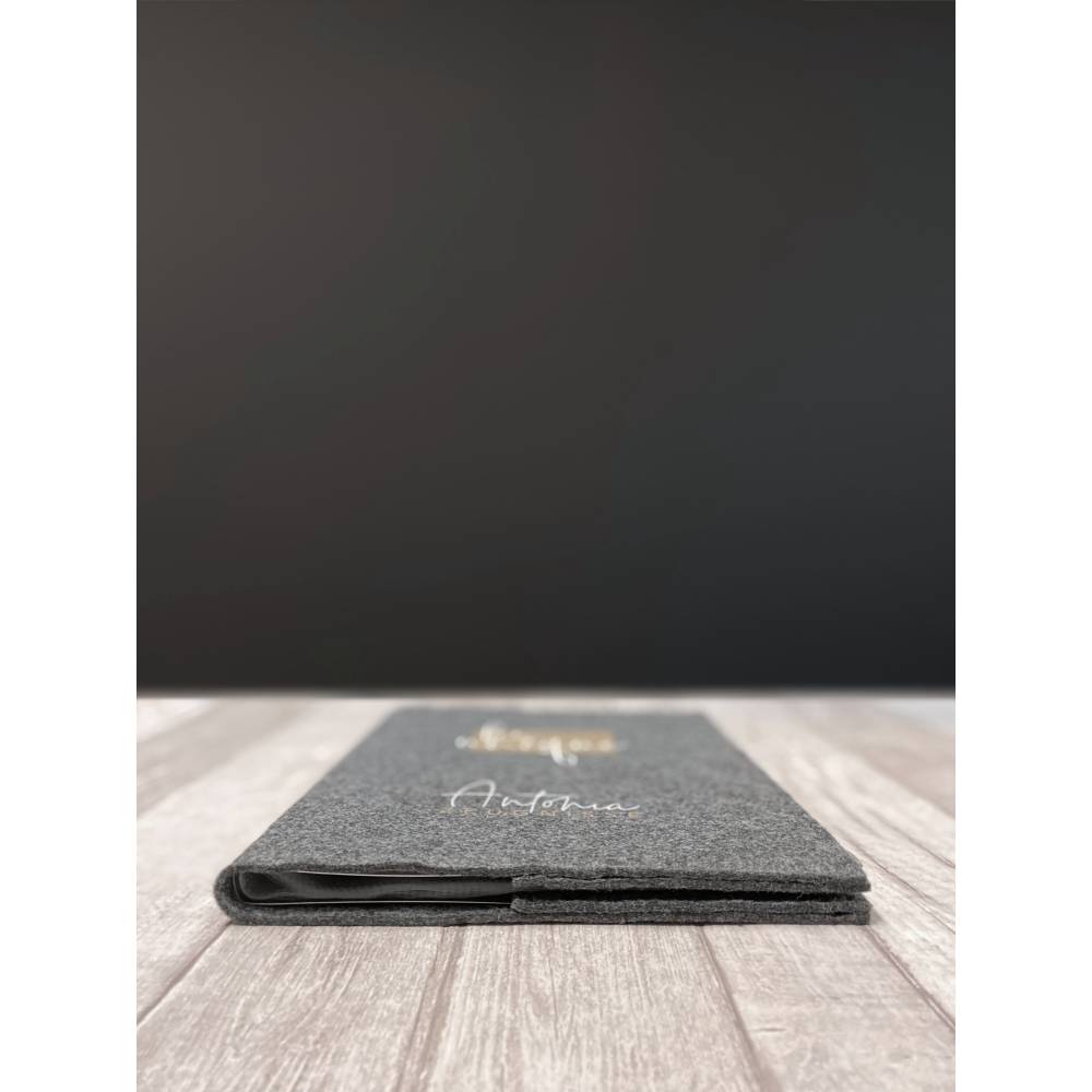 Zeugnismappe aus Filz *be unique* | personalisiert mit Namen und Farbe Bild 3