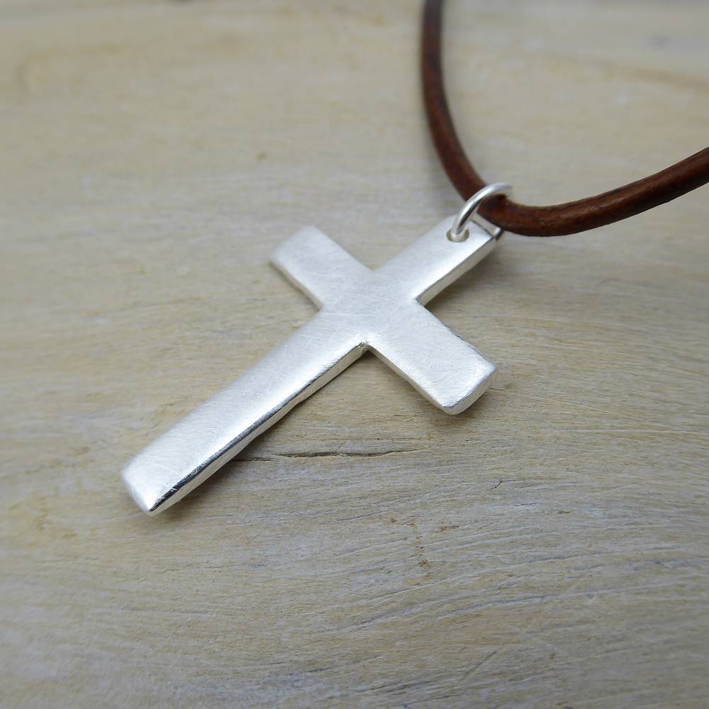 Silberkreuz "Joseph" mit Lederband, schlichtes, einfaches Kreuz zur Konfirmation, Kommunion, Firmung Bild 2