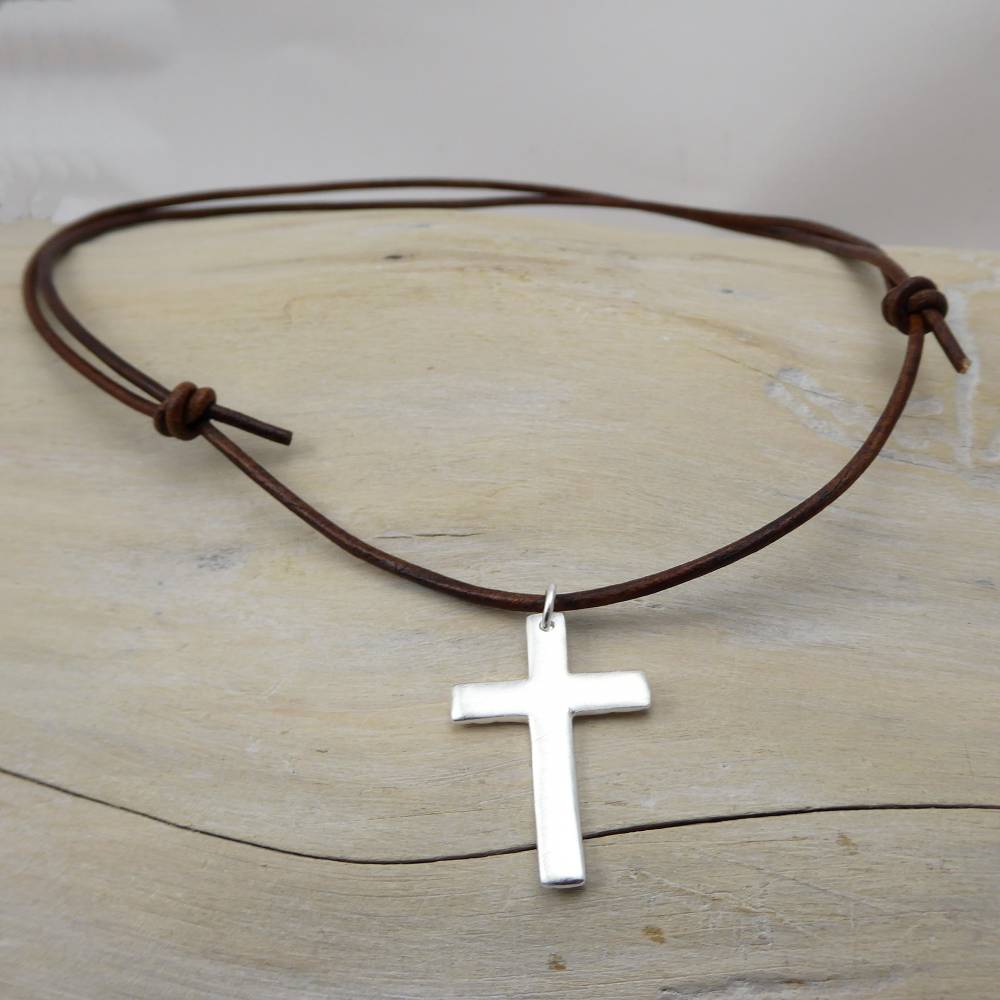 Silberkreuz "Joseph" mit Lederband, schlichtes, einfaches Kreuz zur Konfirmation, Kommunion, Firmung Bild 5