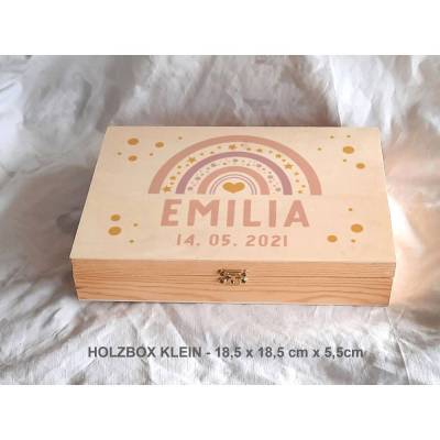 Erinnerungsbox Baby Sterne Regenbogen aus Holz