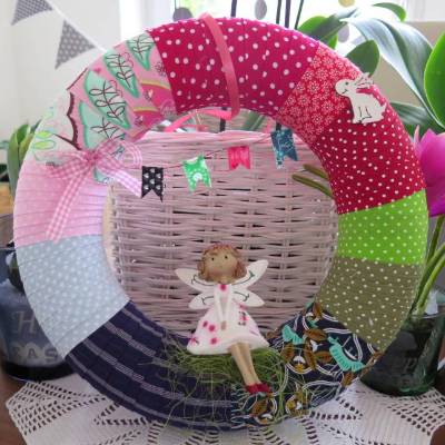 Türkranz ganzjährig bunt Wimpelkette Kranz Deko Landhaus Patchwork Wanddeko Einzelstück Frühling