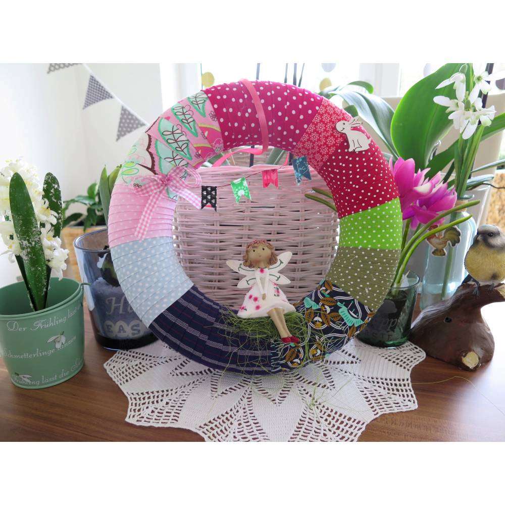 Türkranz ganzjährig bunt Wimpelkette Kranz Deko Landhaus Patchwork Wanddeko Einzelstück Frühling