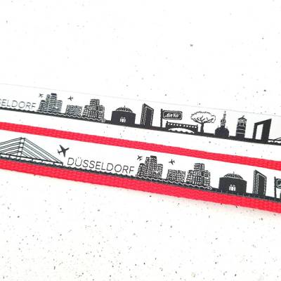 2 m oder mehr Düsseldorf Skyline Webband in schwarz-weiß - Lieferung in einem Stück!