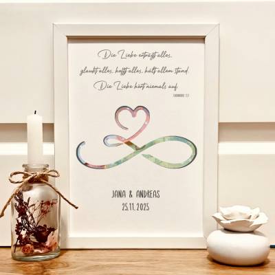 Personalisiertes Erinnerungsstück zur Hochzeit Geldgeschenk mit Trauspruch " Die Liebe hört niemals auf"