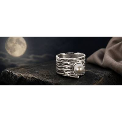Handgefertigter Perlenring, "Moonlight" in massiv 925er Sterling Silber, Ring mit Perle, Silberring, statementring