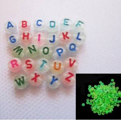 200x leuchtende Acrylperlen Buchstaben Perlen 7 mm Name Armband Kunststoff Buchstaben