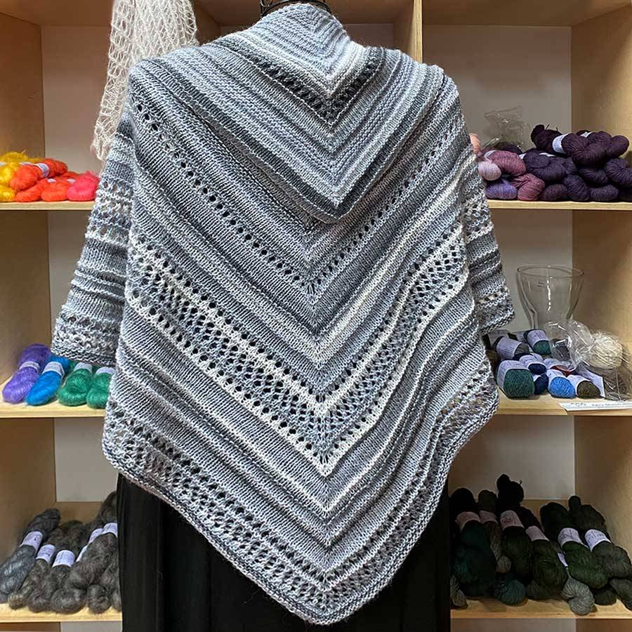 Colorways 3 - Kapuzentuch Bild 1