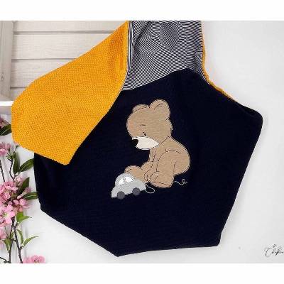 Babydecke Waffelpiqué mit Name, Motiv Bär Auto, Kuscheldecke Blau Senf, Baumwolle, Decke für Kinder, Geschenk zur Geburt