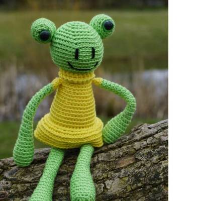 Amigurumi Häkelanleitung für das Froschmädchen Linda