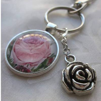 Schlüsselanhänger Anhänger Rose Blume Rosa Grün mit Charm "Romantique"