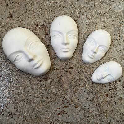 Masken  - 4 Reliefs mit Anhänger aus Gips zum selber bemalen