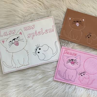 Stickdatei 711 Mug Rug Mauspad mit Katze und MAus Maschinenstickerei