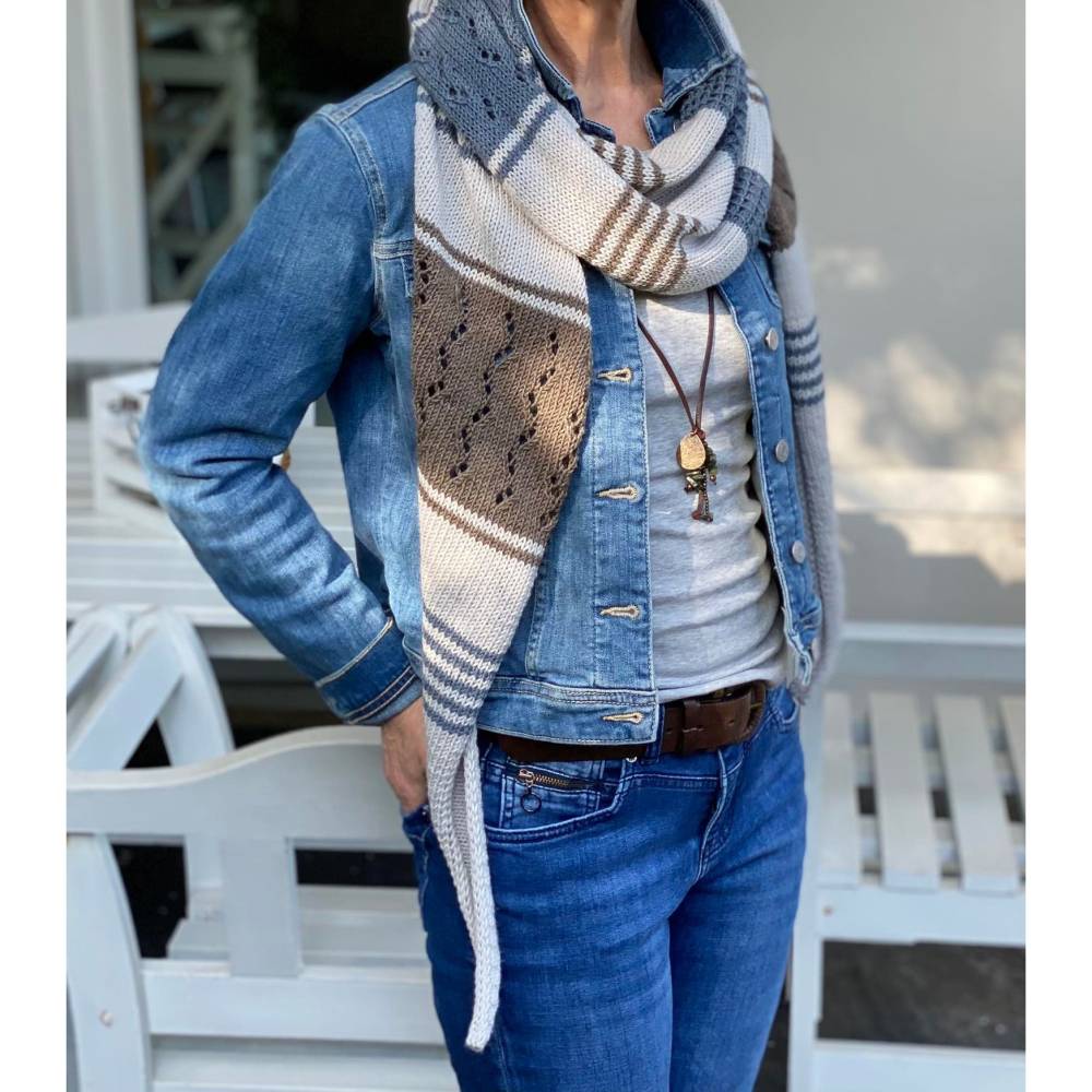 Strickanleitung Lizas Tuch Cloudy Beach Bild 2