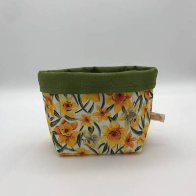 Utensilo, Stoff-Körbchen, Brot-Brötchen-Korb mit Narzissen