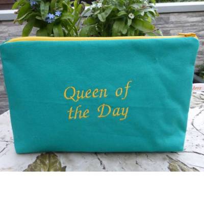 Kosmetiktasche 'Queen of the Day', Schminktäschchen, Muttertagsgeschenk, Unikat