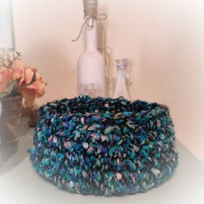 stabiler Häkelkorb, türkis/blau/Glanzeffekt
