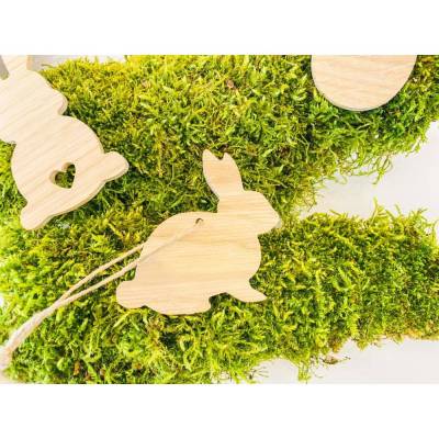 Osteranhänger aus hochwertigem Eichenholz zur Osterdekoration