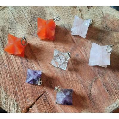 Kettenanhänger, Merkabasterne