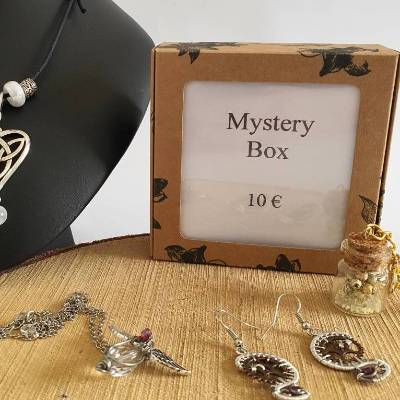 Mystery Box -10 Euro / Wundertüte/ Drahtschmuck / Perlenschmuck/ kleine Überraschung / Geschenkidee
