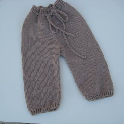 Babyhose Babystrampler gestrickt in Hellbraun aus Wolle mit Baumwolle Größe 62 68
