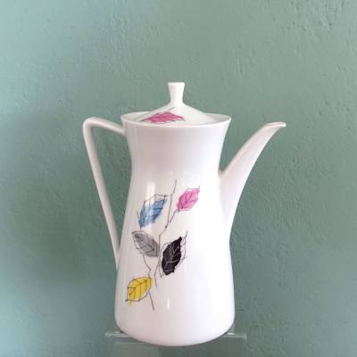 Mid-Century Bavaria Schirnding Kanne mit bunten Blättern