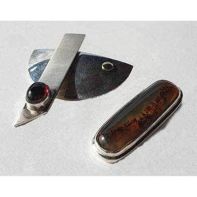 Variationsschmuck - Silberne Broschen und Anhänger mit Achat und Granat - 4 Schmuckstücke in einem