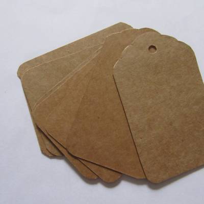 Geschenkanhänger oder Namensschilder blanko - Kraftpapier