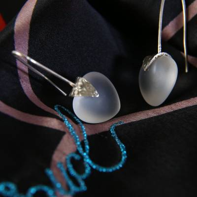 Ohrhänger „Herzen“ aus Bergkristall, 925 Silber und zis. Käppchen, 