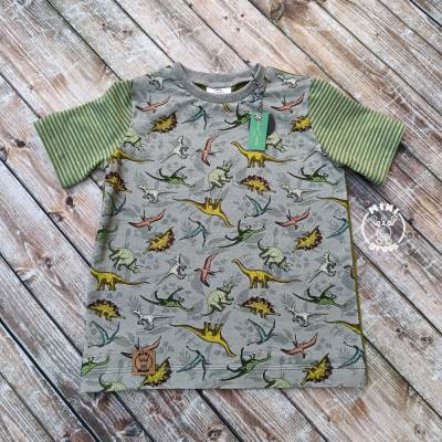 T-Shirt Dinos auf Streifen Gr. 98 104