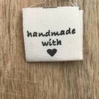 Label "Handmade with love" aus Stoff * 15 STÜCK * 2 x 2 cm (4 x 2cm ) * Selbstgenähtes verschönern * Label zum A