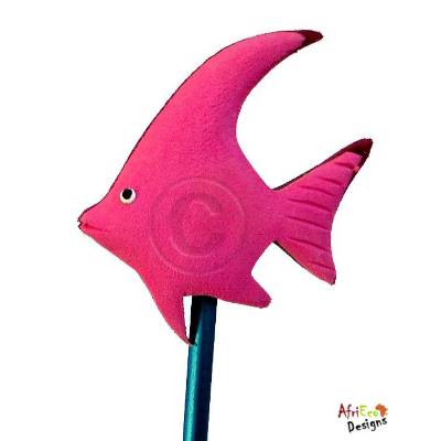 Upcycling-Stiftaufsatz Fisch aus Flip Flops