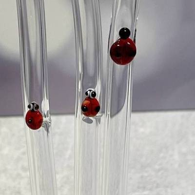 Glas-Trinkhalm mit Marienkäfer – Handgefertigtes Unikat, gebogen, 23 cm