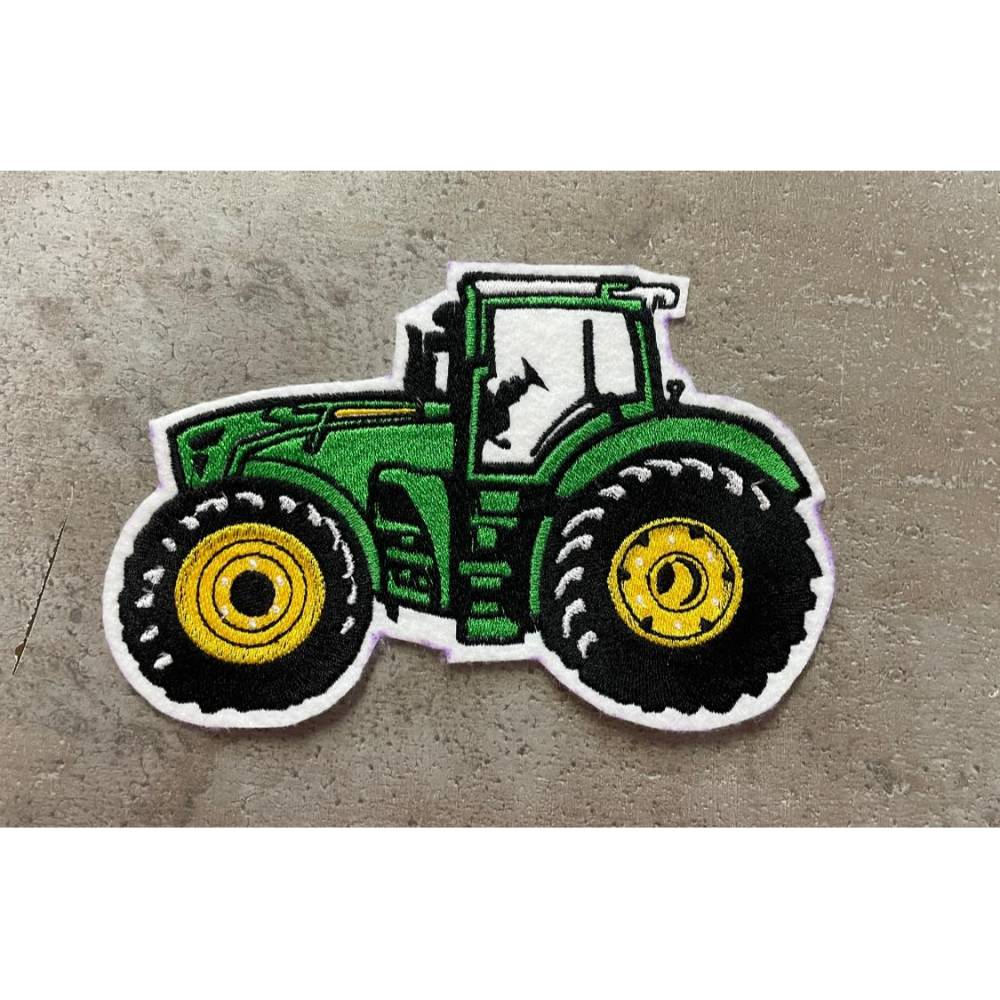 4 tlg. Stickdatei Schlepper Traktor Trekker Bulldog mehrfarbig Stickmuster Stickmotiv Bild 6