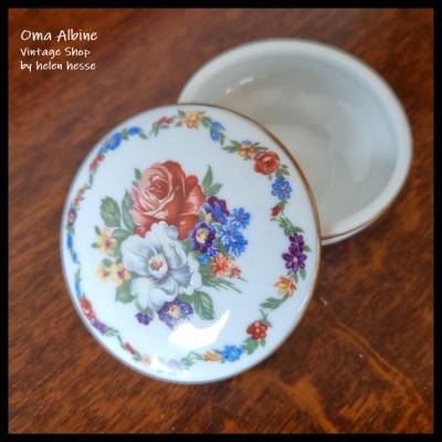 Vintage PORZELLAN-DÖSCHEN - weiß mit Blumenmuster - Kunst Hummendorf Kronach, von Oma Albine