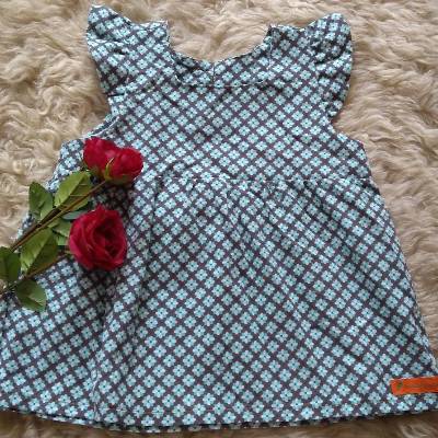 Flügellatzrock Gr.98 aus Baumwollcord mit Blumenmotiv – verspieltes Sommerkleid